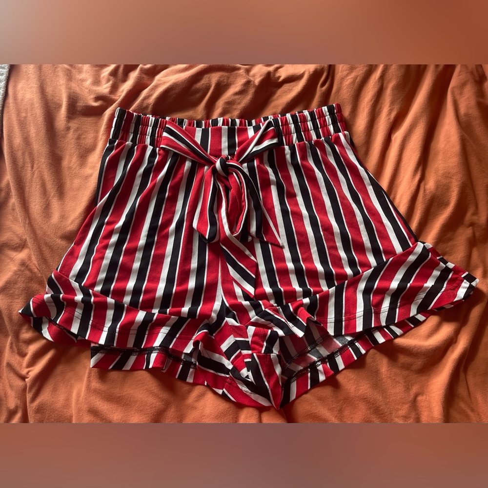 Express striped paper bag shorts